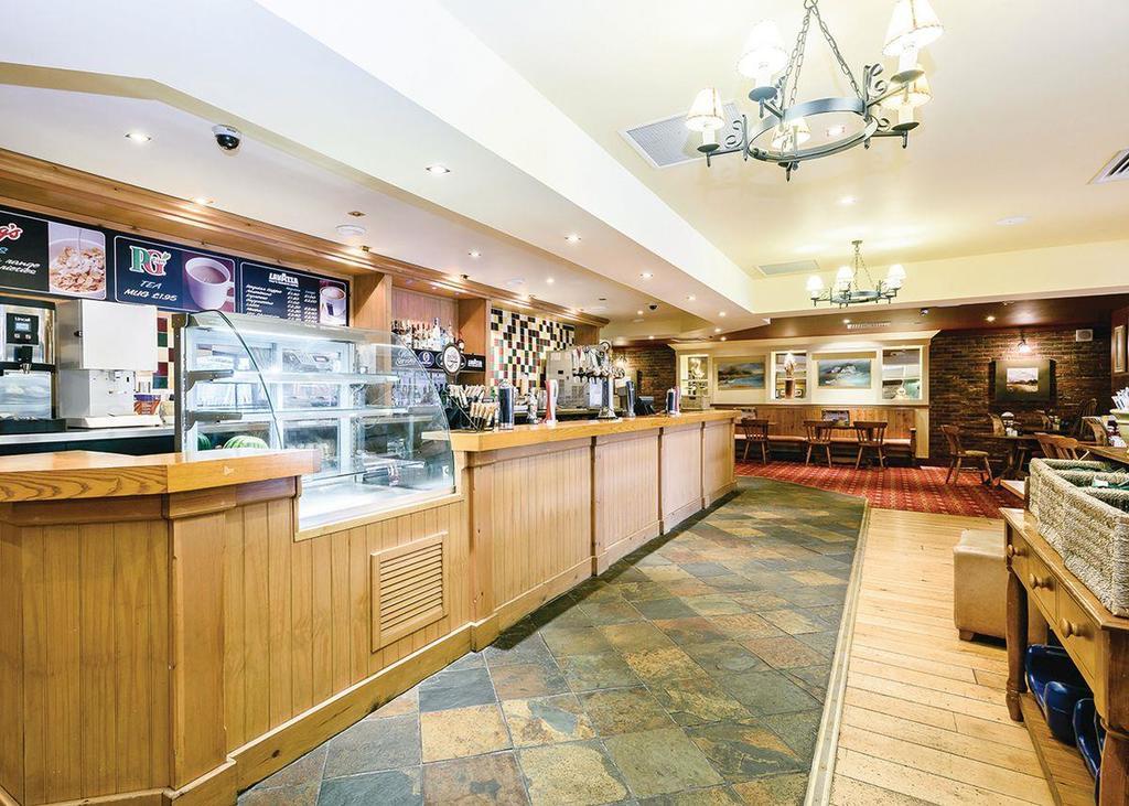 Oakdene Forest Hotel Ferndown Buitenkant foto